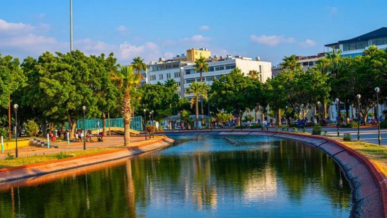 Avrupa Birliği futbolda kara parayla mücadele için anlaşmaya çok yakın