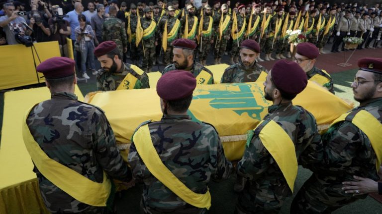 İsrail, Hizbullah’ın Beyrut’taki karargâhını vurduğunu duyurdu