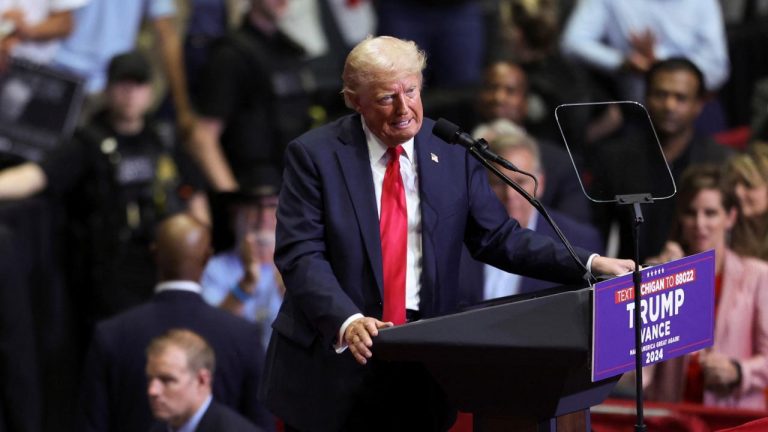 Eski ABD Başkanı Trump, kaybettiği 2020 seçimleriyle ilgili ‘Görevi bırakmamalıydım’ dedi