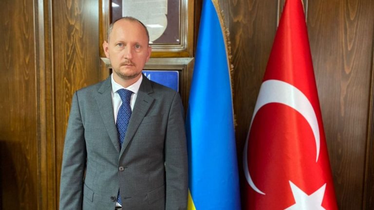 Ukrayna’nın İstanbul Başkonsolosu Roman Nedilsky ile tanışın