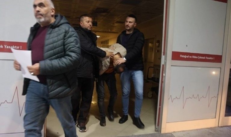 Teyzesinin parasını çaldı, çiçek gönderirken yakalandı! – Türkiye’den son dakika haberleri