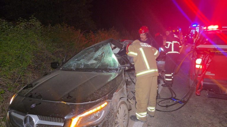 3 kişi Bursa’da bir trafik kazasında öldü, 1 kişi yaralandı